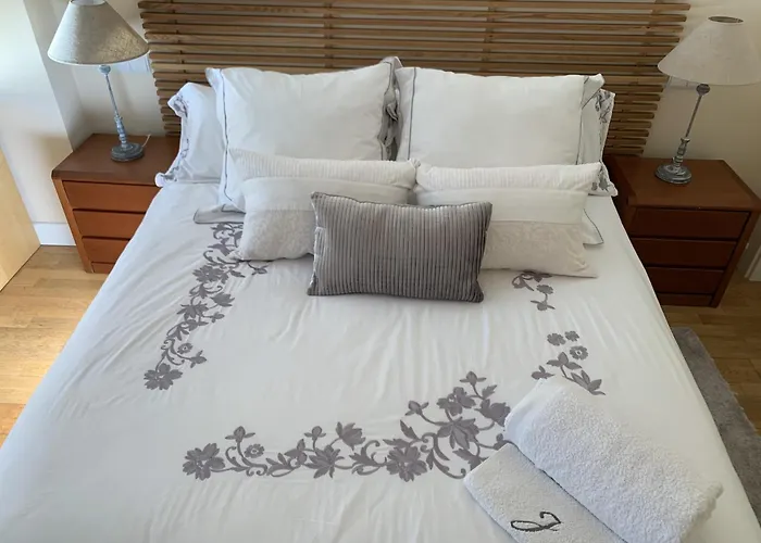 Luxury Apartment In Madrid
